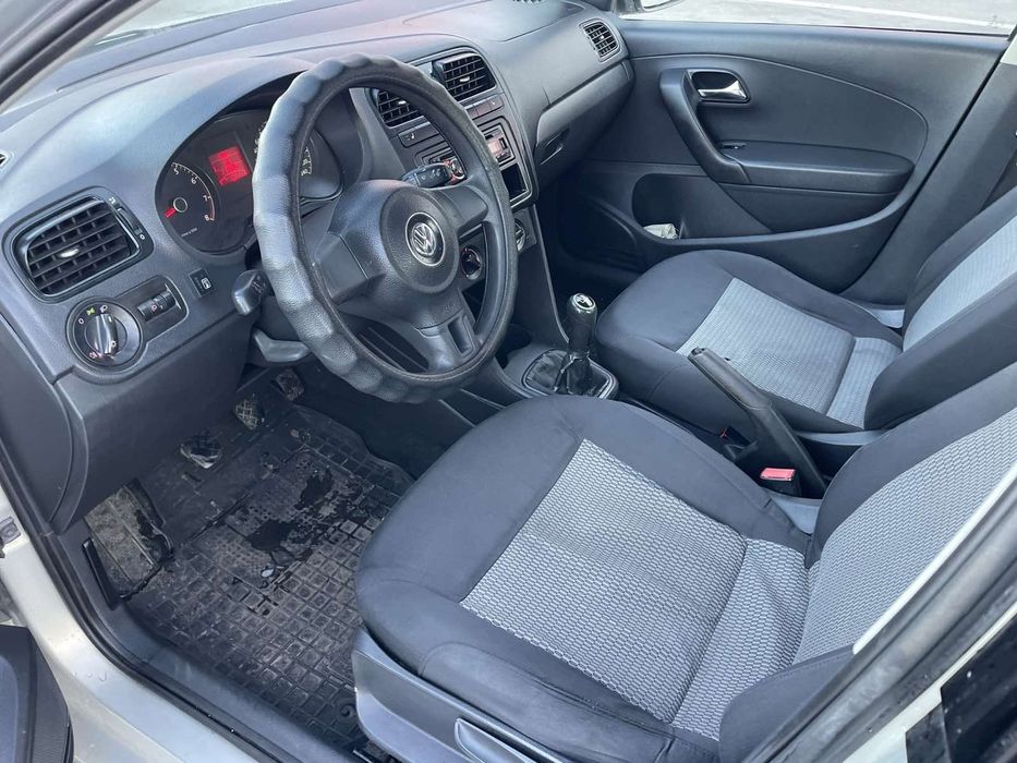 Volkswagen Polo 2011 1.6 газ кондиціонер