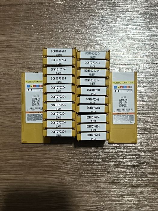 330 sztuk Płytki tokarskie węgli spiekany DCMT070204 VP15TF / UE6020