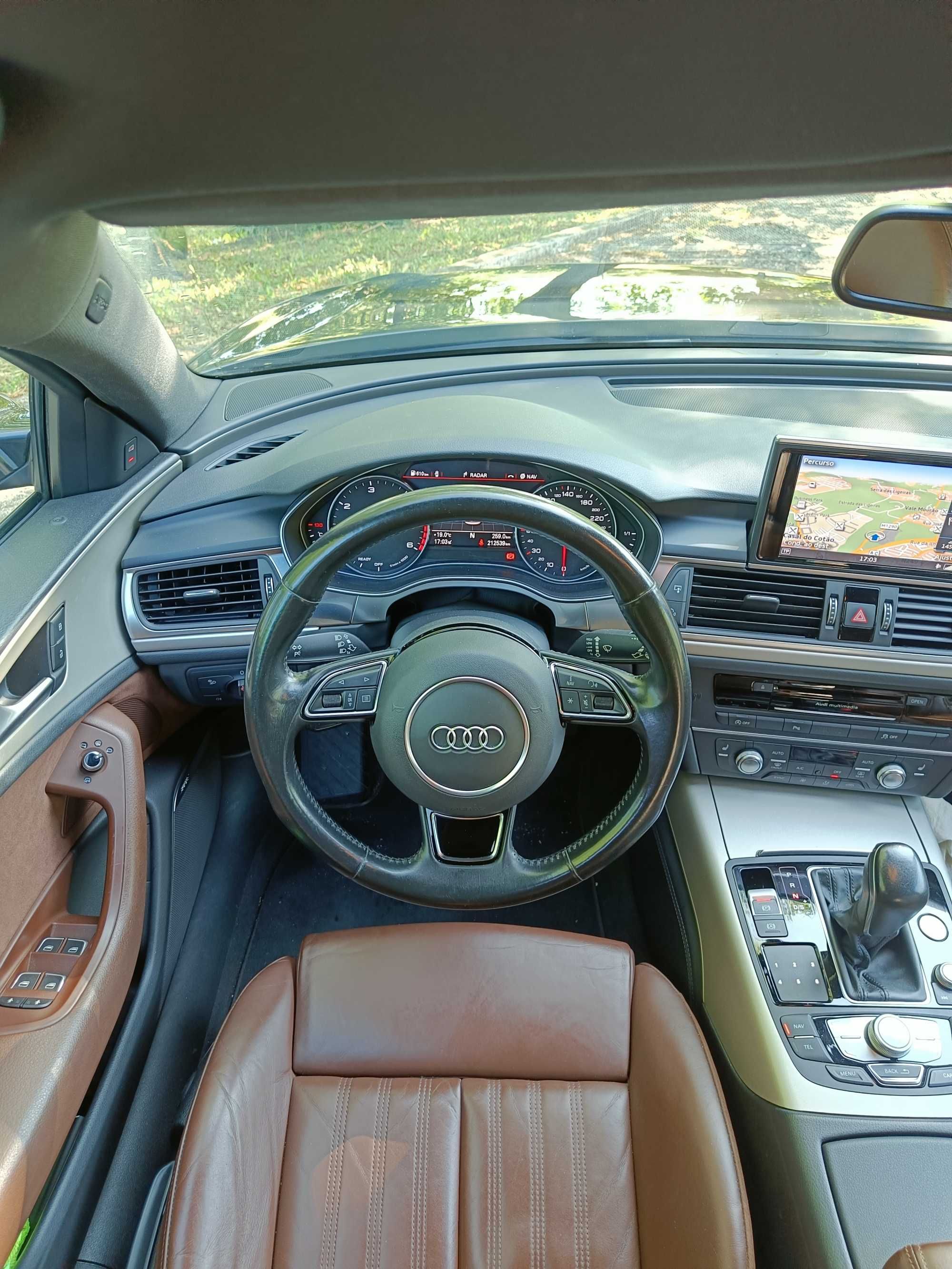 Audi A6 em excelente estado