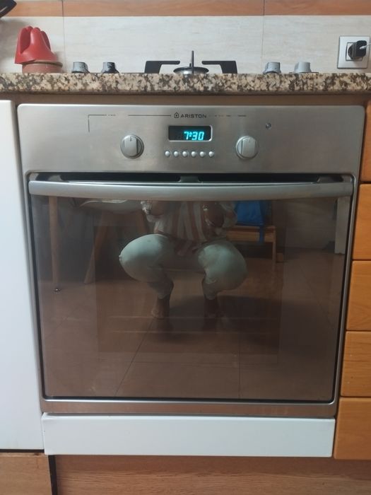 Forno elétrico Ariston