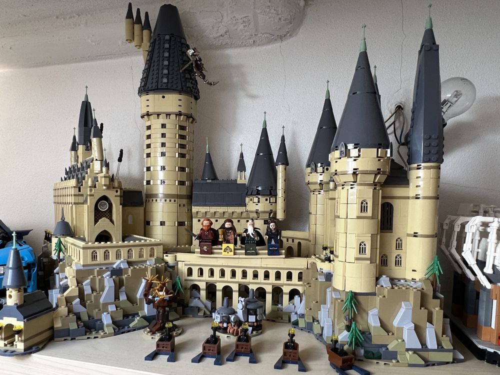 Vendo RÉPLICA do castelo Harry Potter Lego