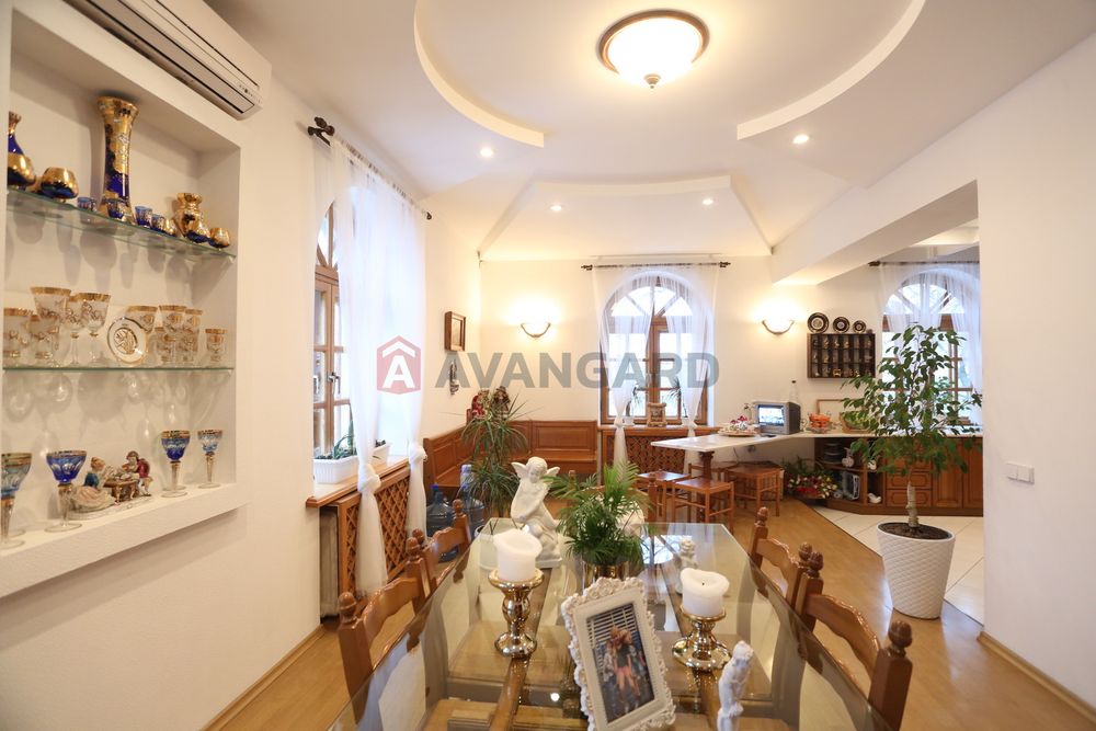 Продам 5-і камнатну сучасну квартиру в центрі Дніпра