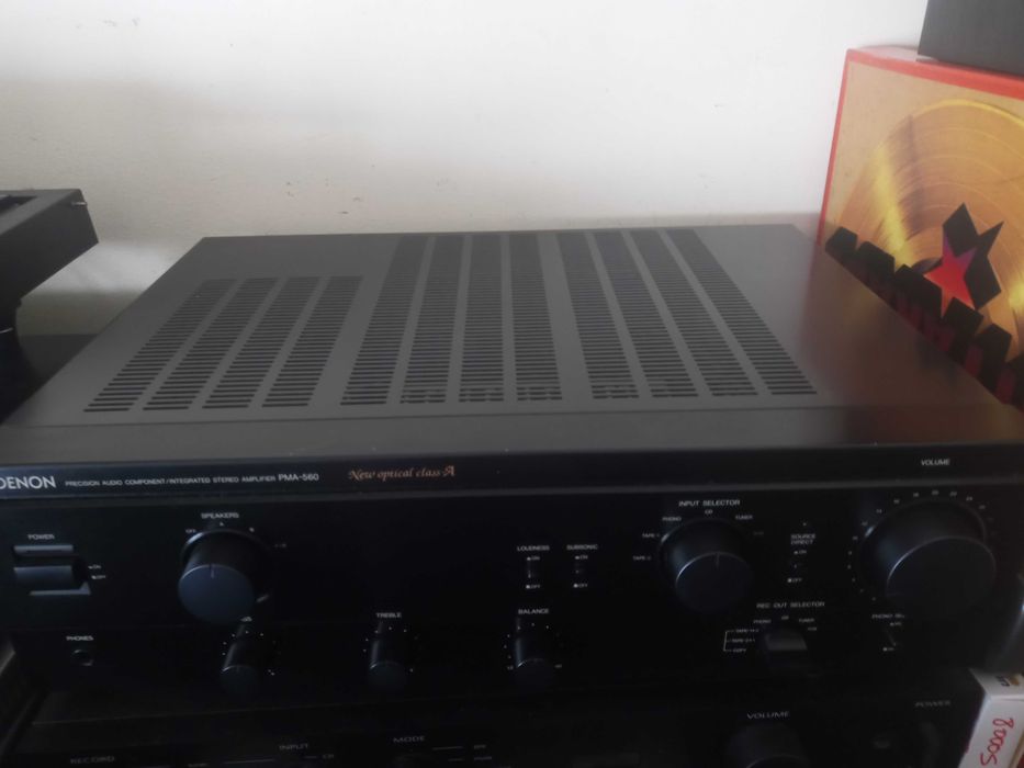 Amplificador Luxman A-215