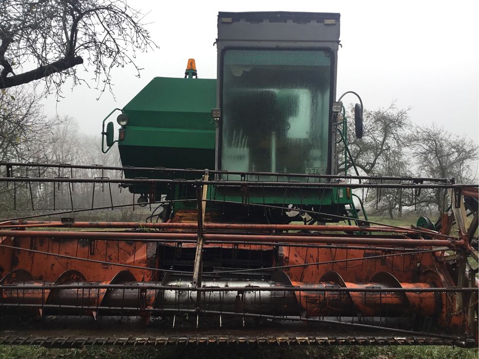 Комбайн Єнісей1200