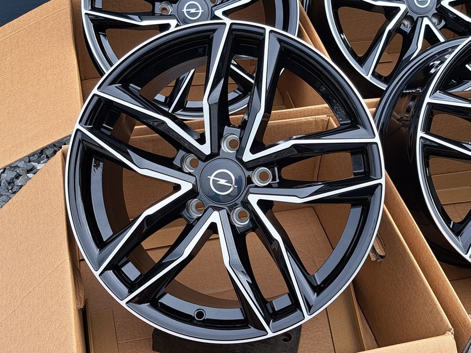 Alufelgi 16' Opel Vivaro 5x118 ET40 Nośność 900Kg BP DM05