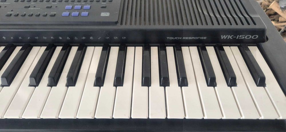 Piano Casio WK 1500