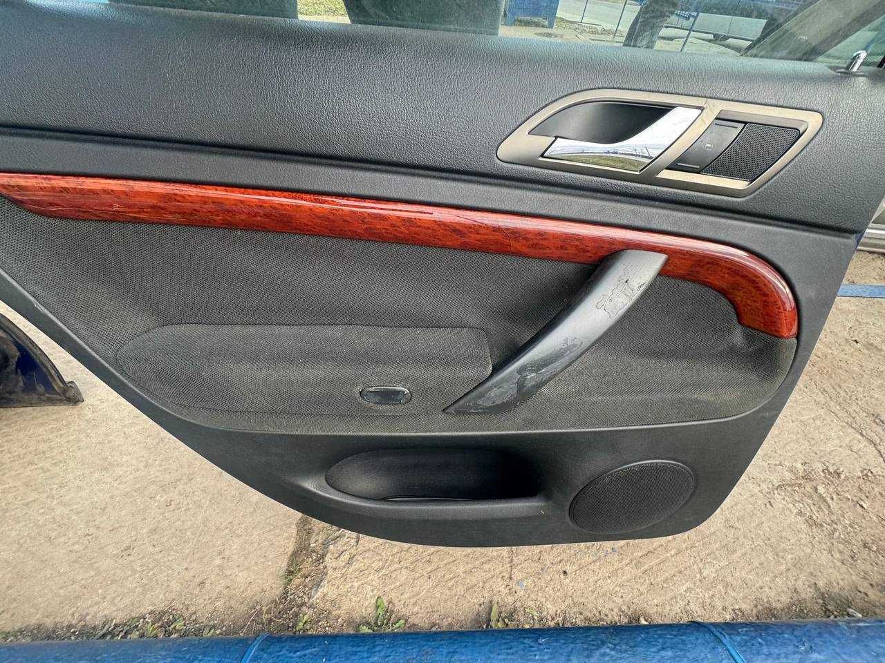 Двері до Skoda SuperB 2004 (ціна за шт.)