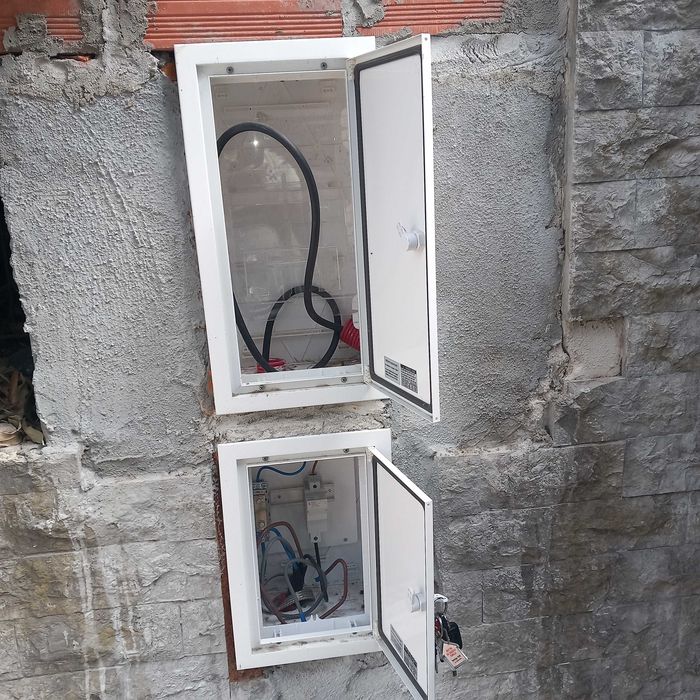 Electricista Credenciado Técnico Certificado  DGEG Em Electricidade