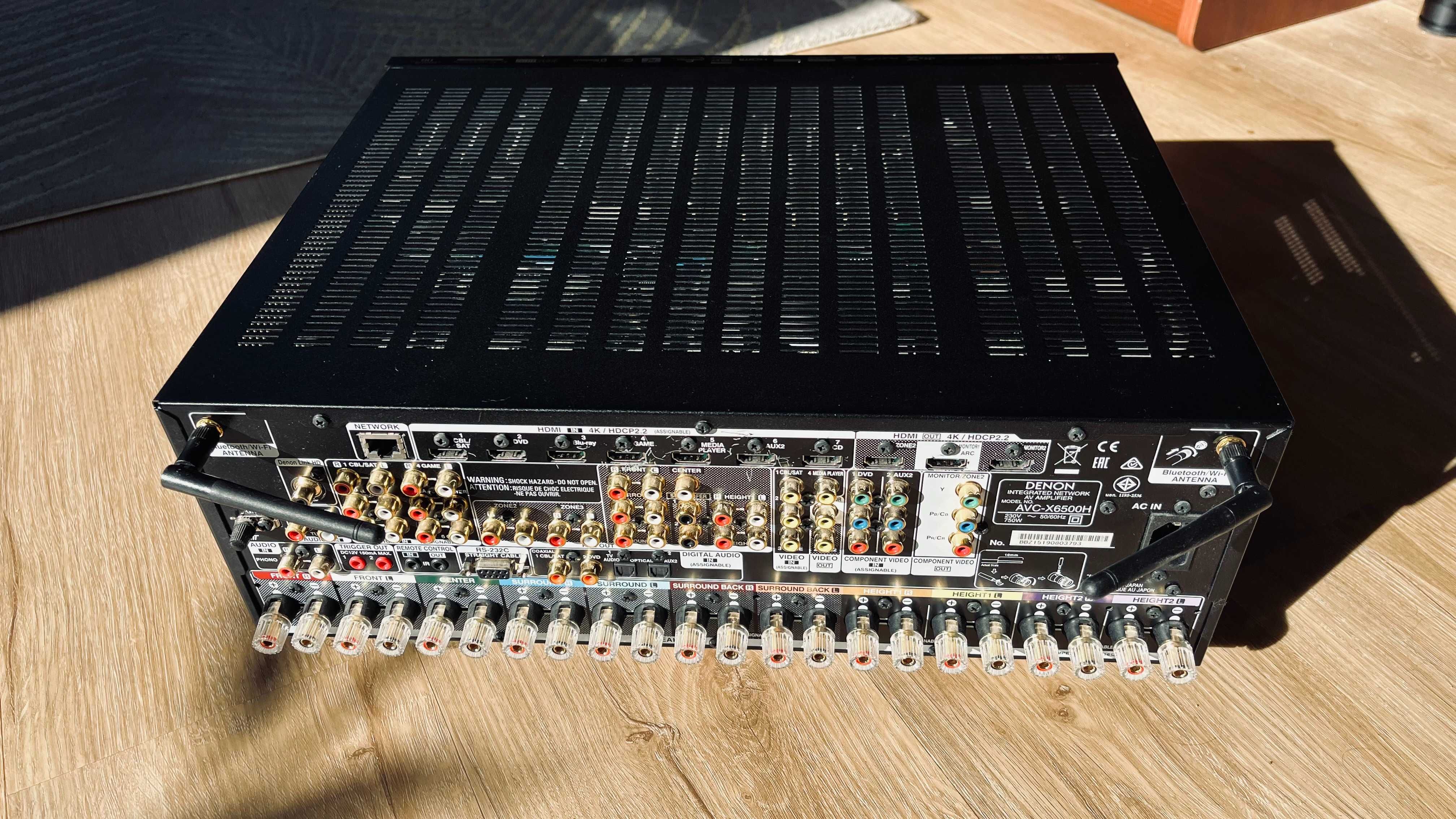 Amplituner Denon AVC-X6500H 11.2