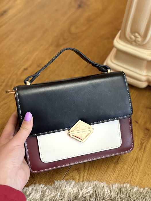 Сумка з довгим ремінцем