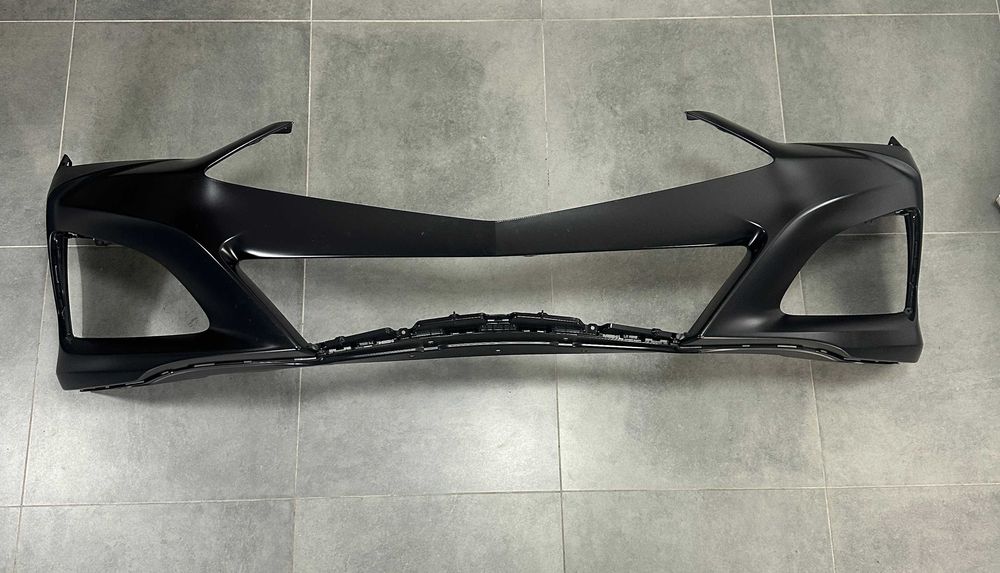 Передній бампер на Acura TLX 21-25 оригінал