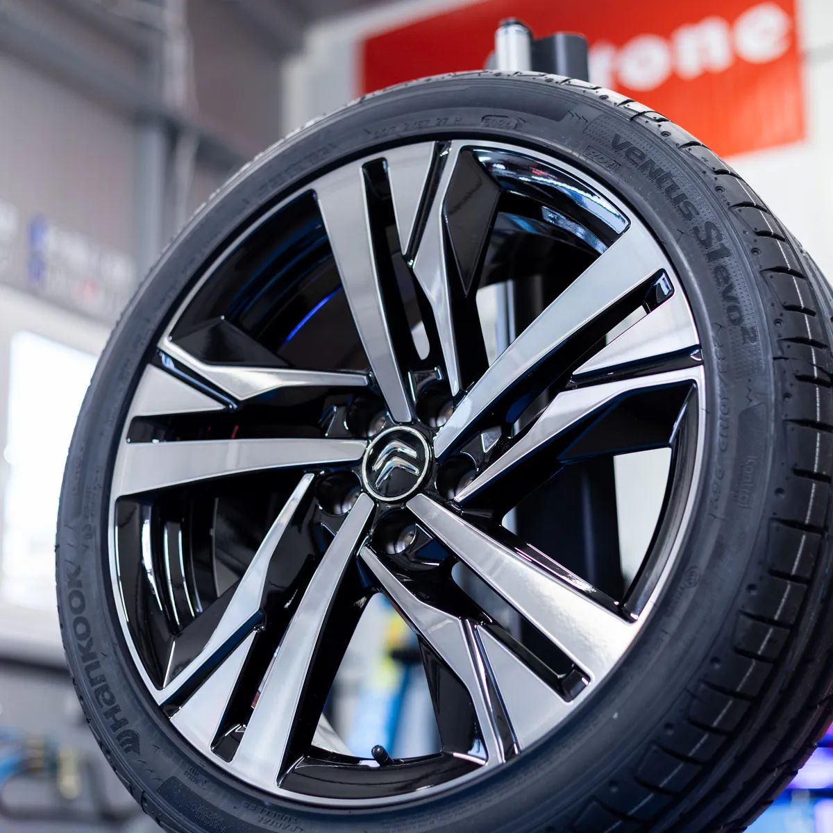 NOWE ORYGINALNE Felgi Koła Citroen 19 DS4 DS7 DS9 C4 SpaceTourer C5 C6