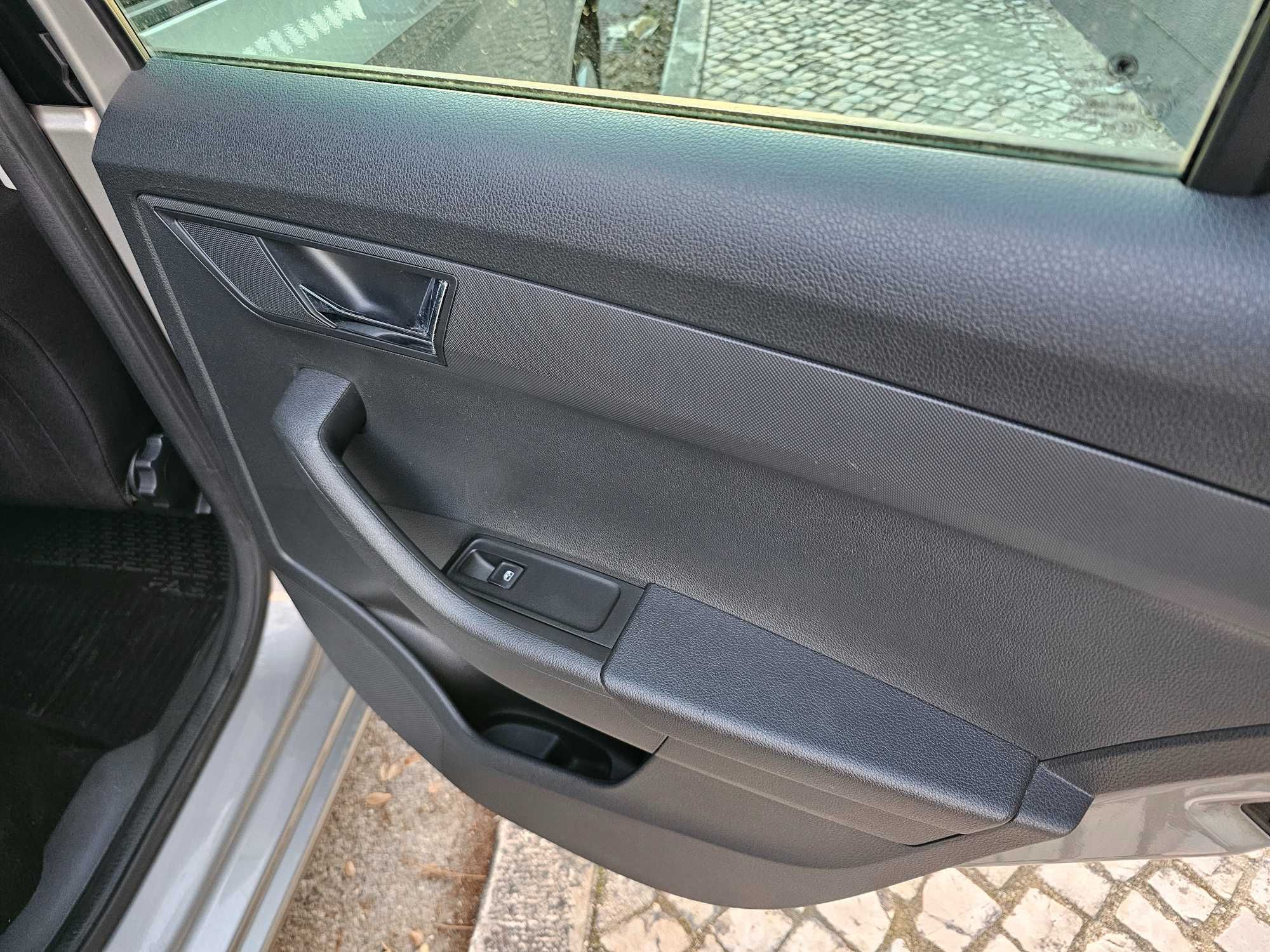 Skoda Fabia 1.2 TSi Style (versão TOPO DE GAMA de 4 Cilindros!)