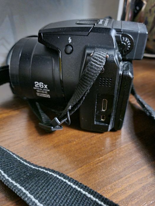 Фотоаппарат Nikon Coolpix P100