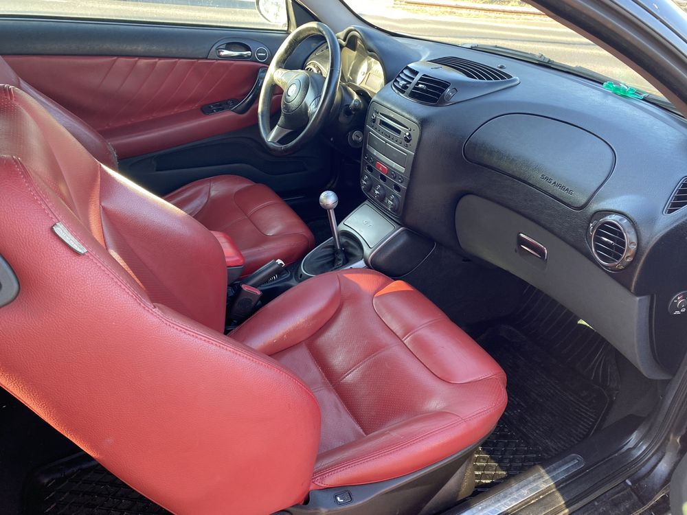 Alfa Romeo GT/2008 rok/2.0 160 KM/Poninfarina/Skóry