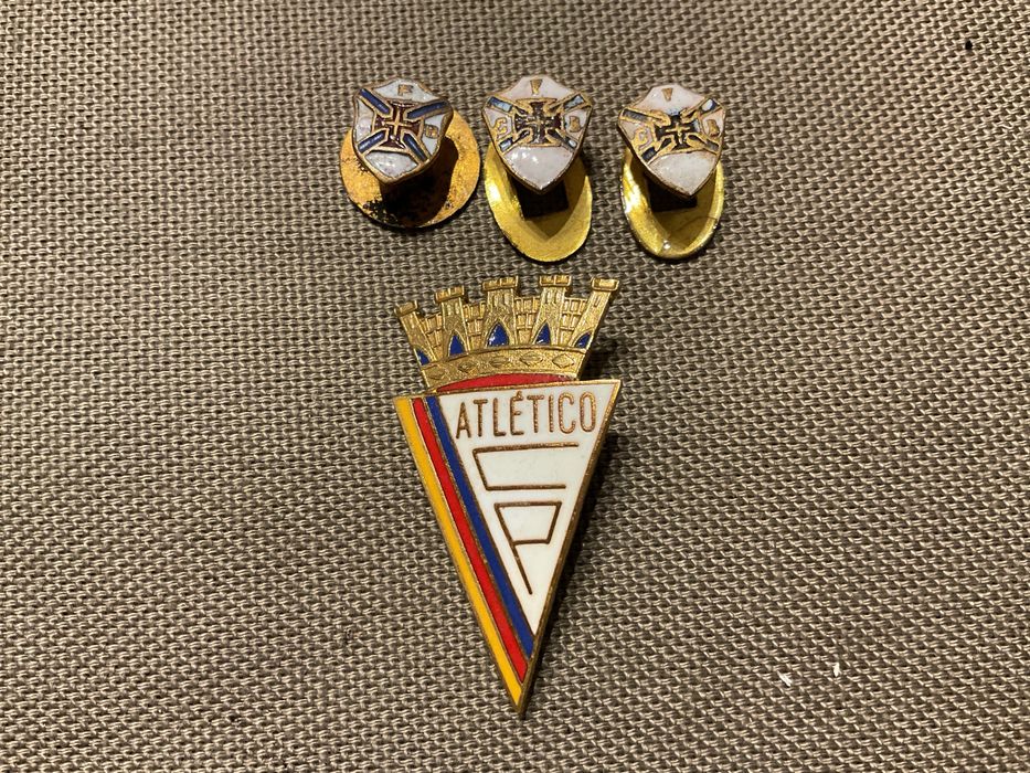Pins, botão de lapela Atletico Clube Portugal e Belenenses esmaltados