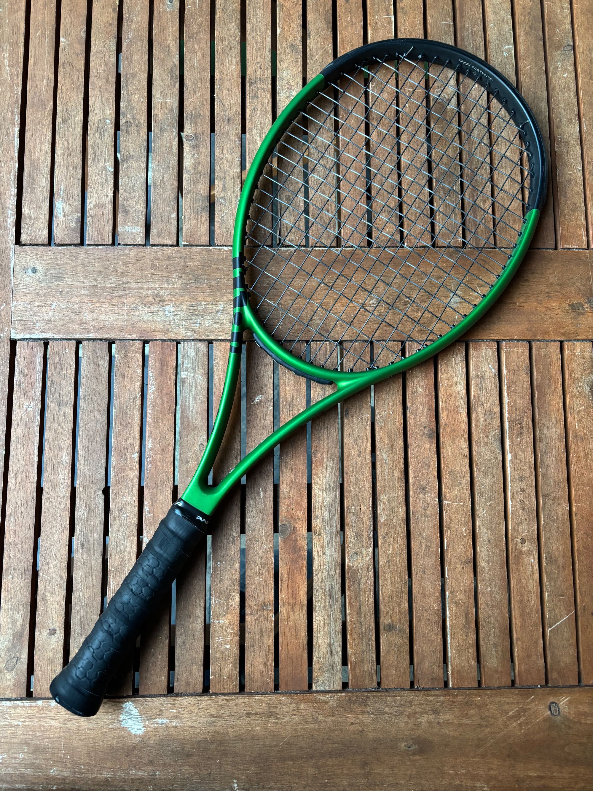 Raquete Wilson Blade v8 101L
