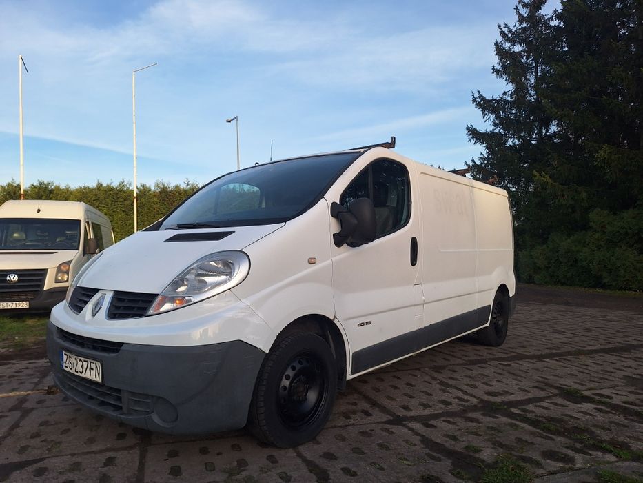 Renault Trafic Long 2.0 DCI 115 kM 3 osobowy zarej w PL