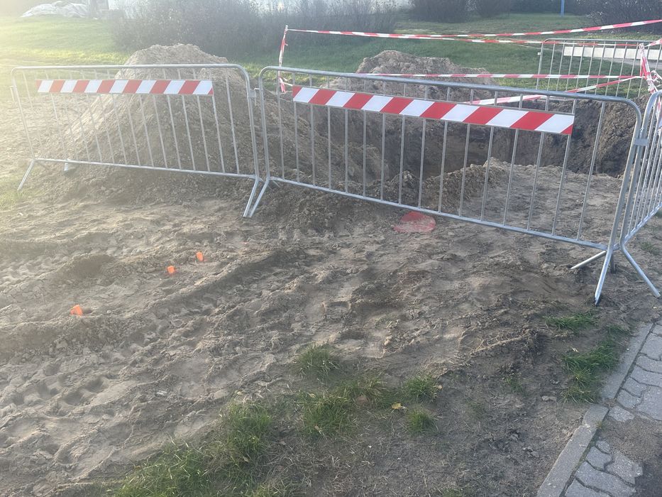 Wynajem barierek drogowych u 20 zapora drogowa