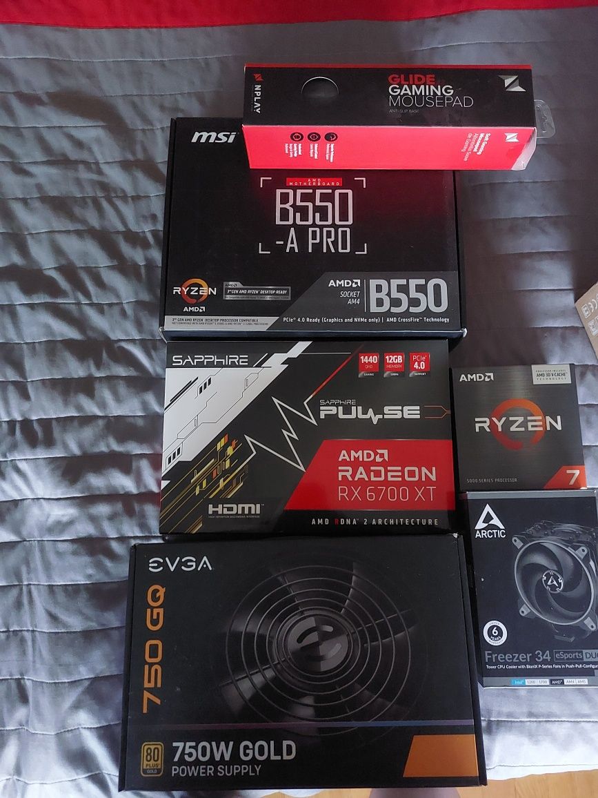 PC Gaming AMD 5800X3D x 6700XT