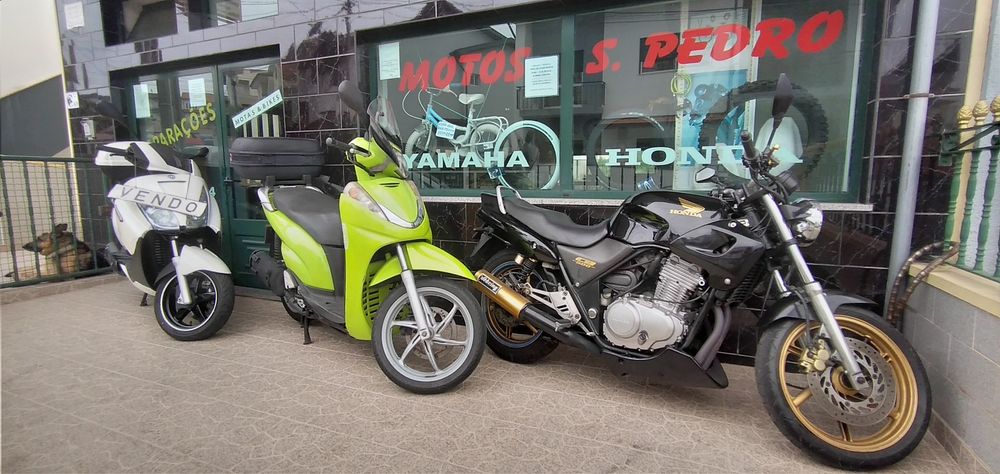 Scooter 300c.c Honda e Piaggio + Honda CB 500c.c de 2000 Porto GDM