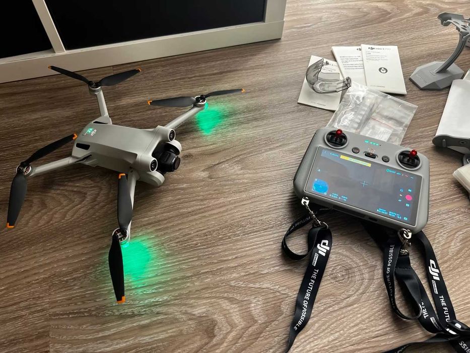 DJI Mini 3 Pro + zestaw akcesoriów – stan idealny!