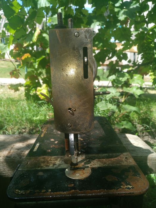 Швейная машина Германия