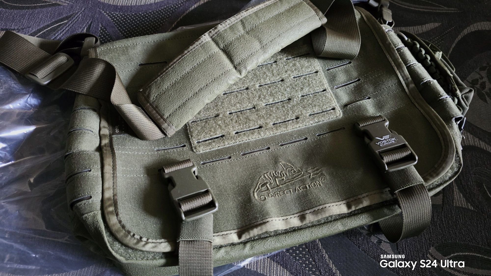 Torba Direct Action Small Messenger Olive Green