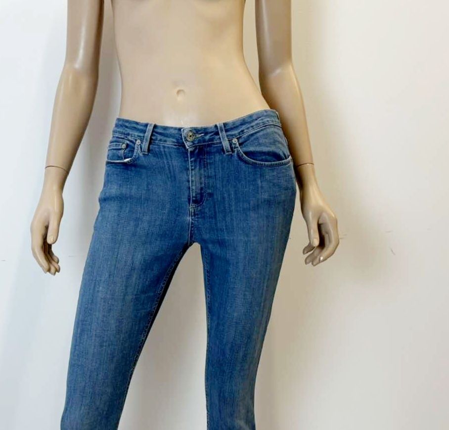 Acne Studios spodnie jeansowe damskie 28/32 skin 5
rozmiar 28/32
Kolor