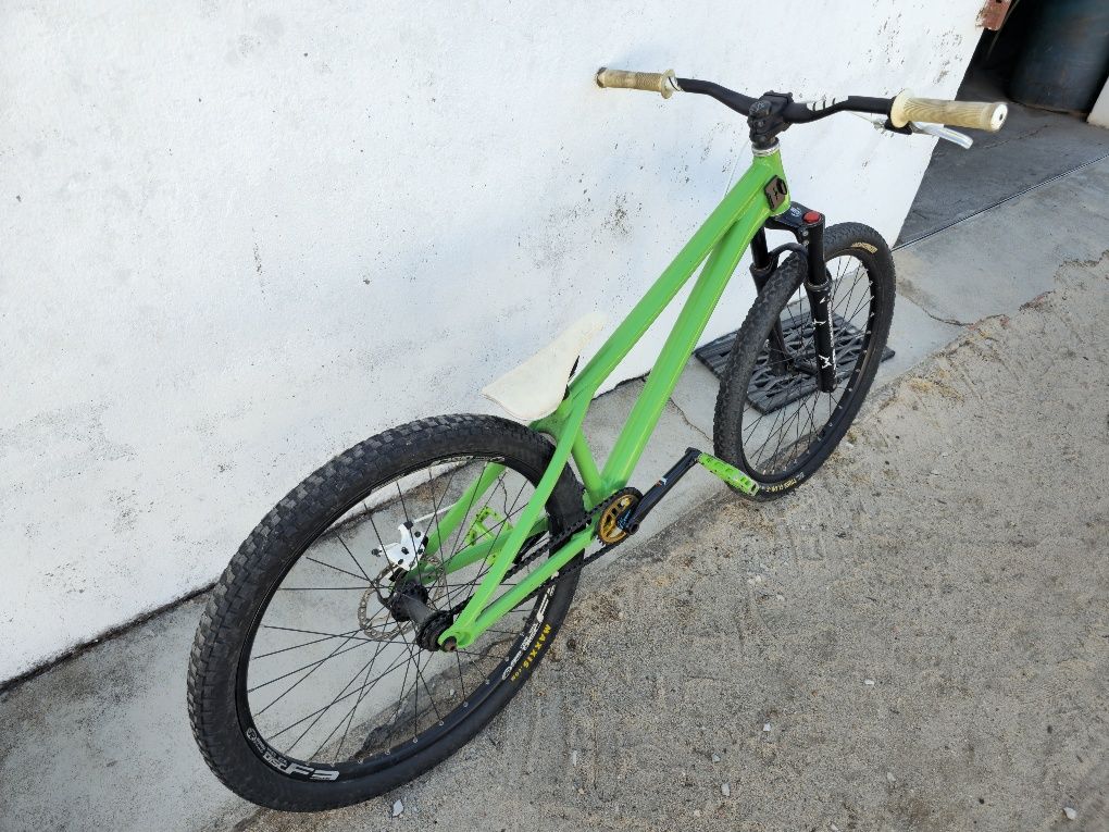 Bicicleta Dirt Jump