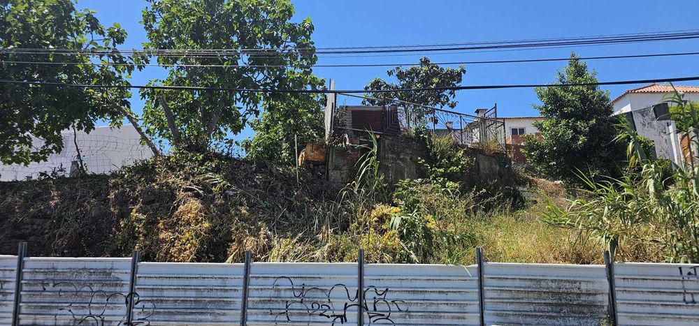 Lote de Terreno para Construção Moradia de 3 andares