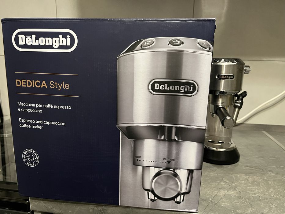 Кофемашина Delonghi