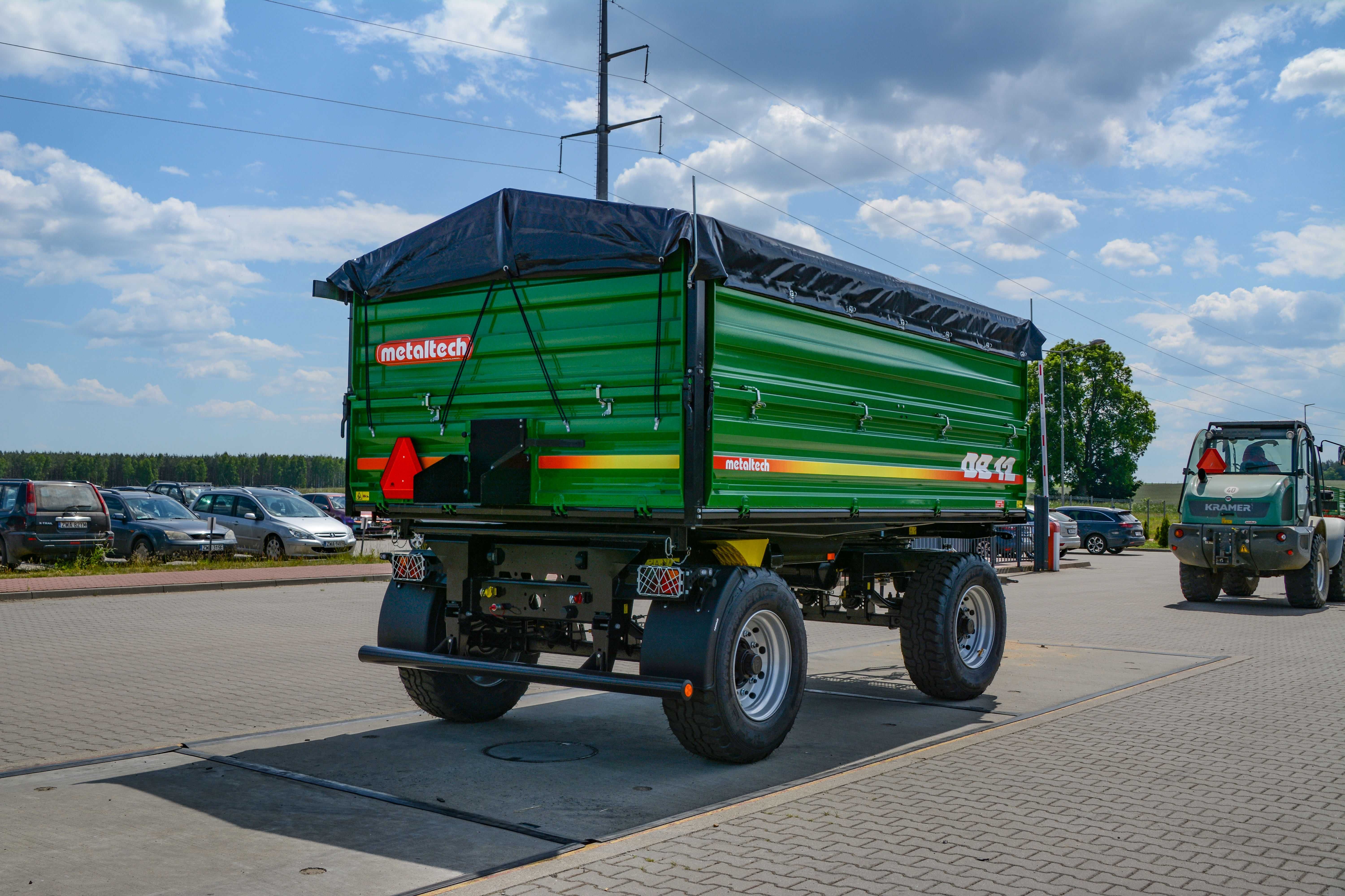 Przyczepa rolnicza wywrotka METAL-TECH DB 12 Ton