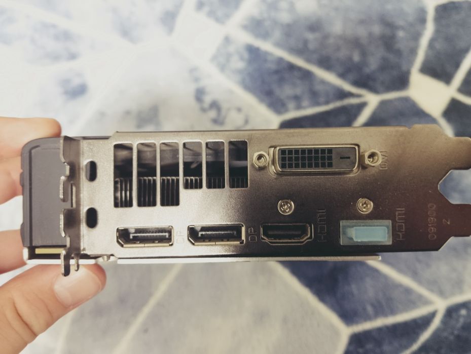 AMD Radeon RX 480 8GB