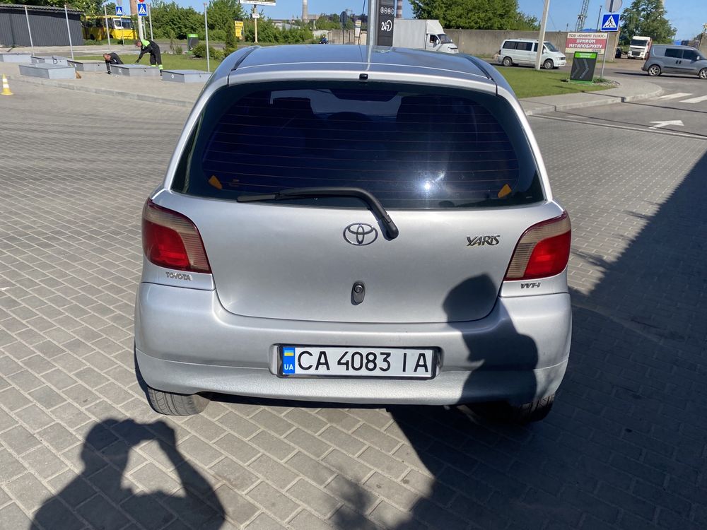 Toyota Auris 2001 рік