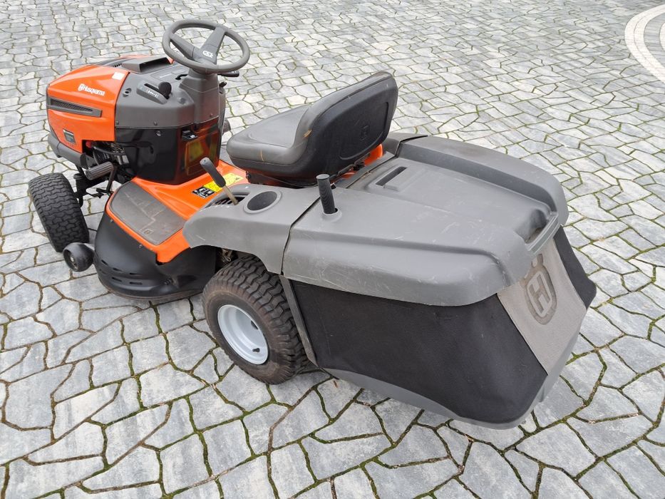 Zadbany mało używany  traktorek kosiarka Husqvarna