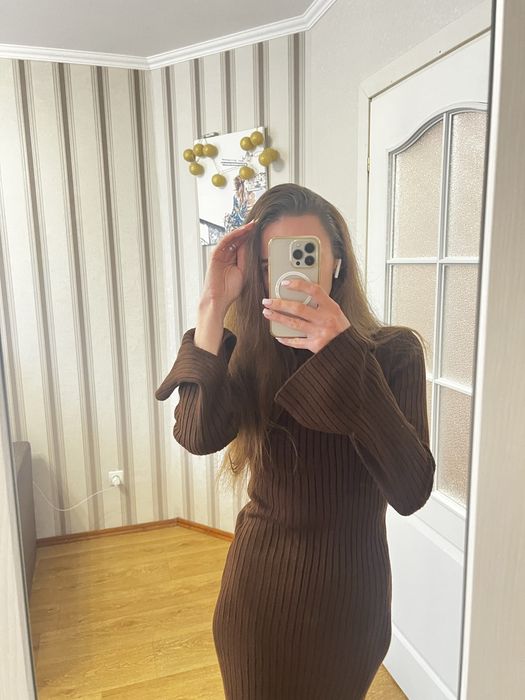 Нова трикотажна сукня yudibo