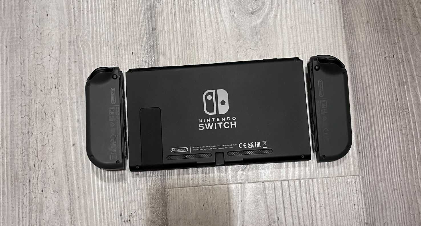 Nintendo Switch v2 szare + kompatybilna karta microSD 512GB