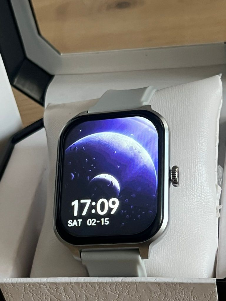 Zegarek z rozmowami+ prezent