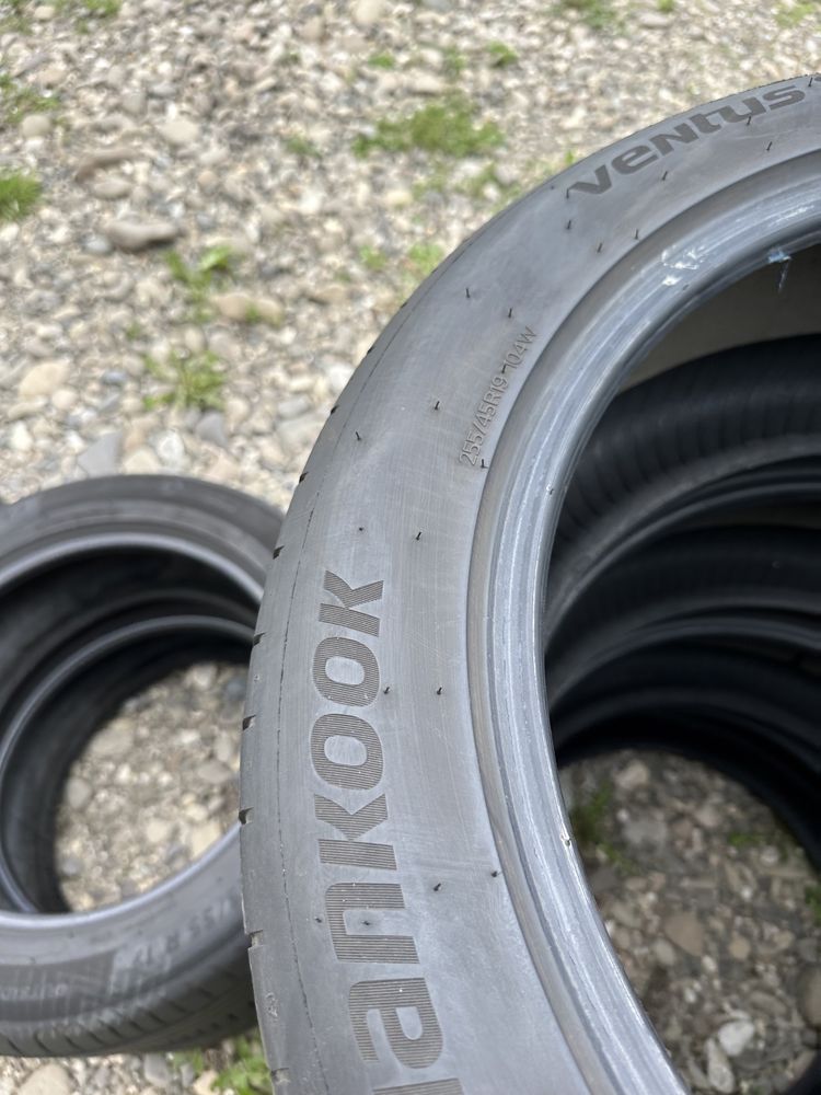 255/45/19 Hankook Ventus S1 EVO 3 EV