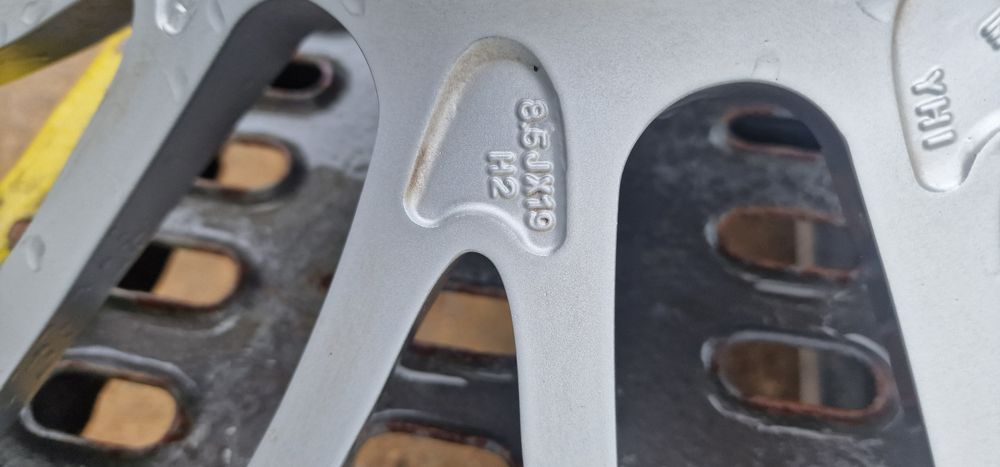 Felgi Aluminiowe Opel Astra J-K R19 5x105 ET44-8.5J