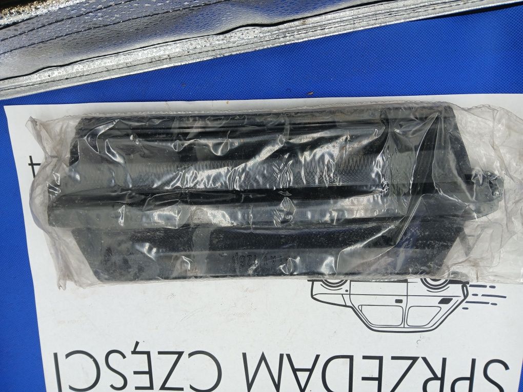 Nakladka zderzaka chromowanego do fiata 126p