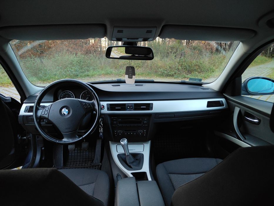 BMW e91 2.0 130KM