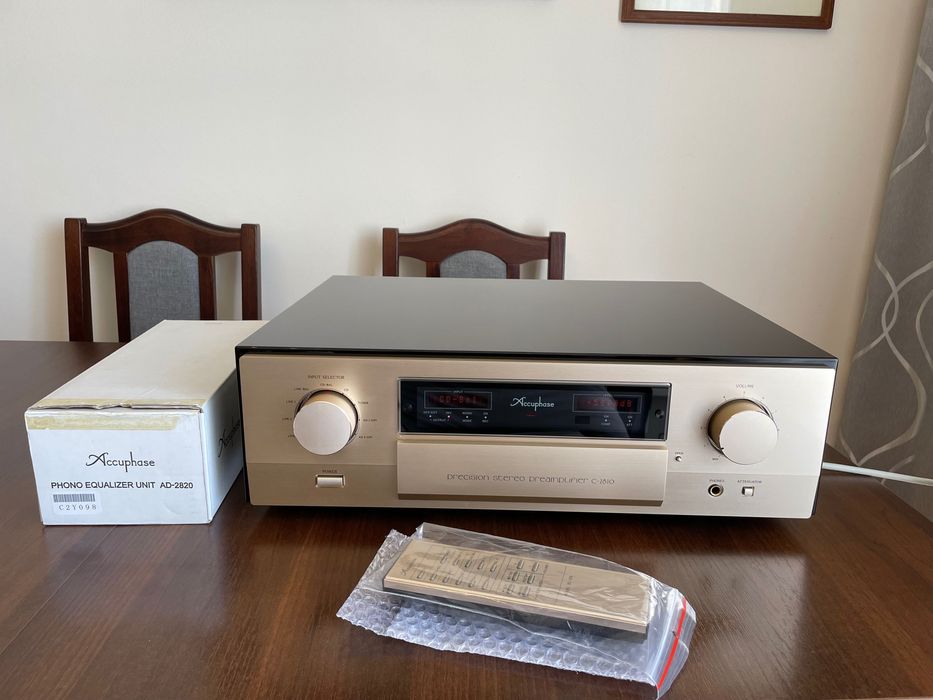 Accuphase C-2810 + Phono AD-2820 / Kartony TOP Hi End  '' Perfekt ''