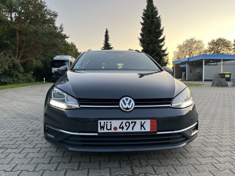 Volkswagen Golf 7 1.6 tdi 2018 року з панорамним дахом
