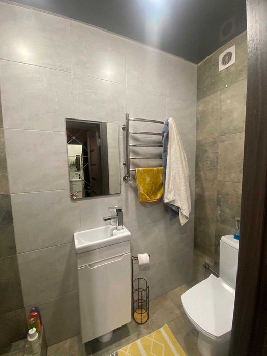 Продаж 3 км квартири на Коцюбинського в новобудові з індивідуальним