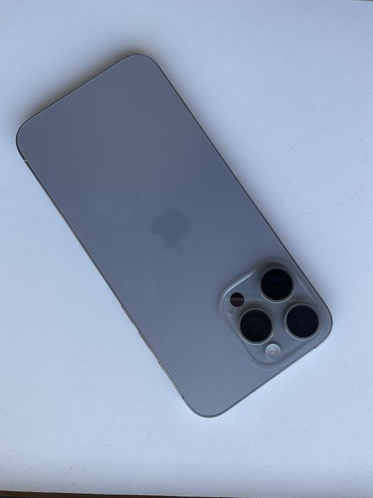 Iphone 15 pro max + garantia