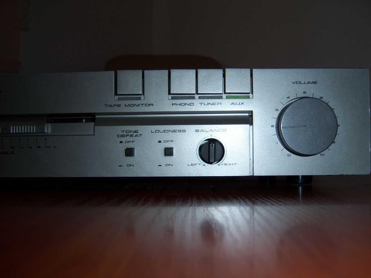 Усилитель AKAI AM-U110 (Made in Japan)