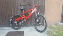 Kross Sign FR DH Specialized Demo Boxxer 888 Big Hit Kona Stinky Stab