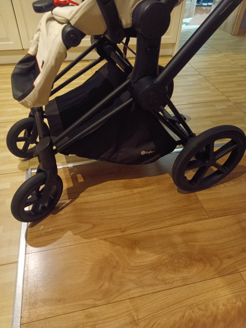 Sprzedam Spacerówkę Cybex